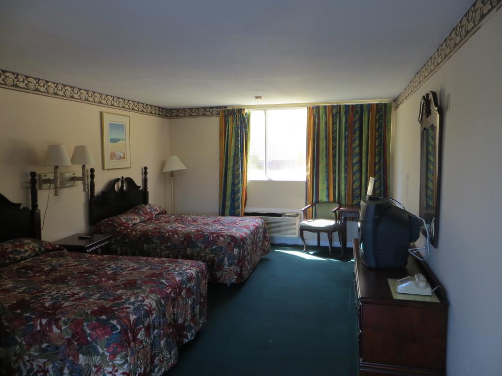 Royal Inn Daytona Beach Rum bild